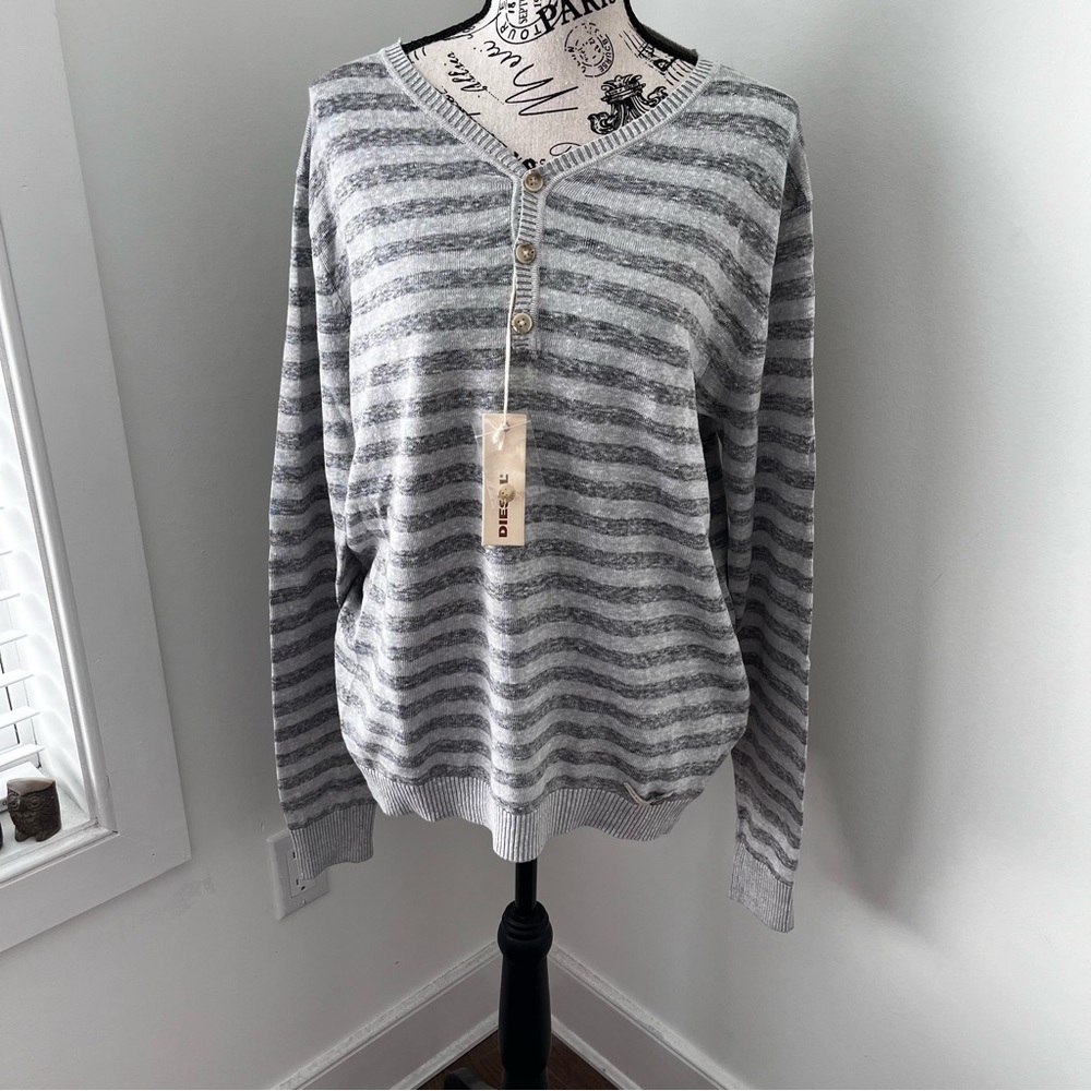 NWT Diesel V neck sweater Size XL